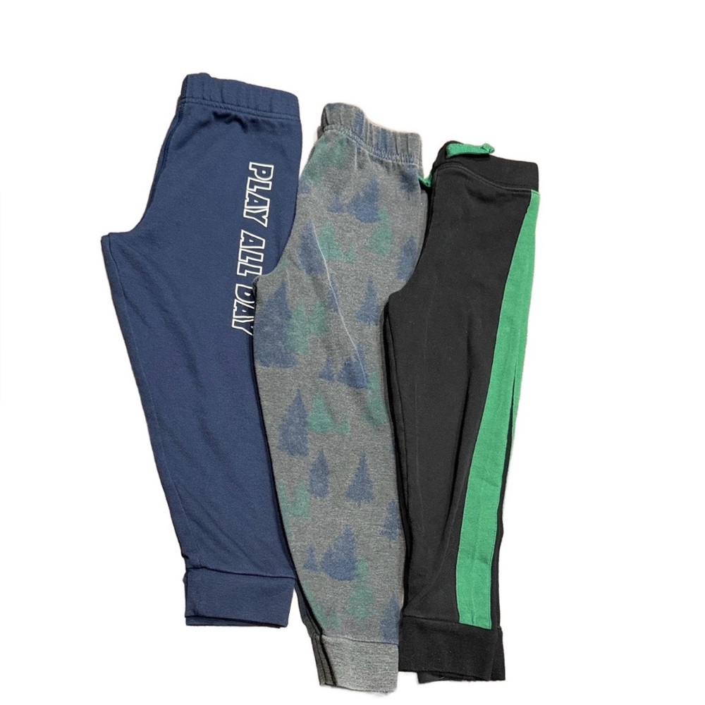 Garanimals 3-Pack Joggers in Navy, Gray Tree Print & Black/Green